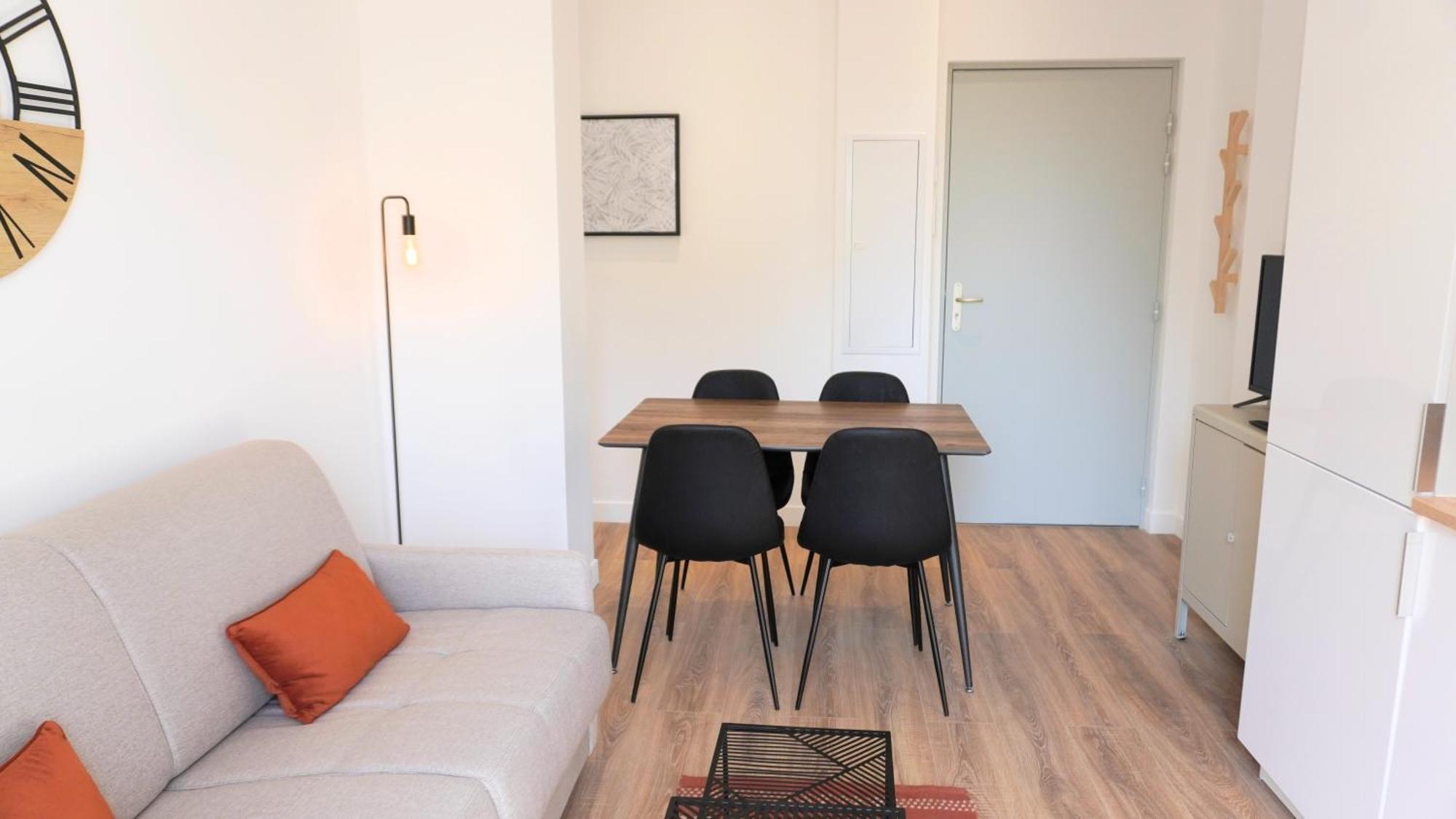 Appartement Appartement Avec Terrasse,T2, Proche Plage Du Midi - Palmazur Vacances