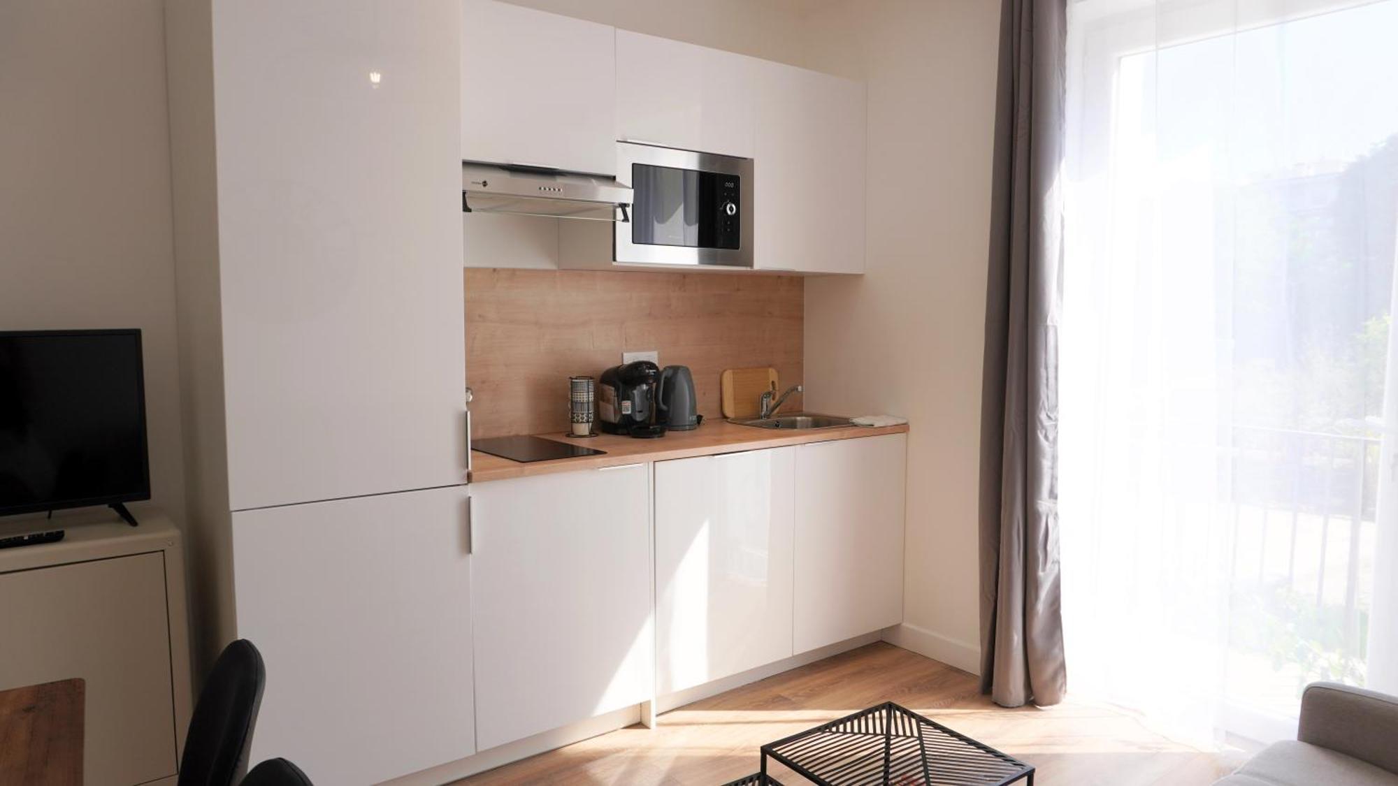 Appartement Avec Terrasse,T2, Proche Plage Du Midi - Palmazur Vacances Cannes