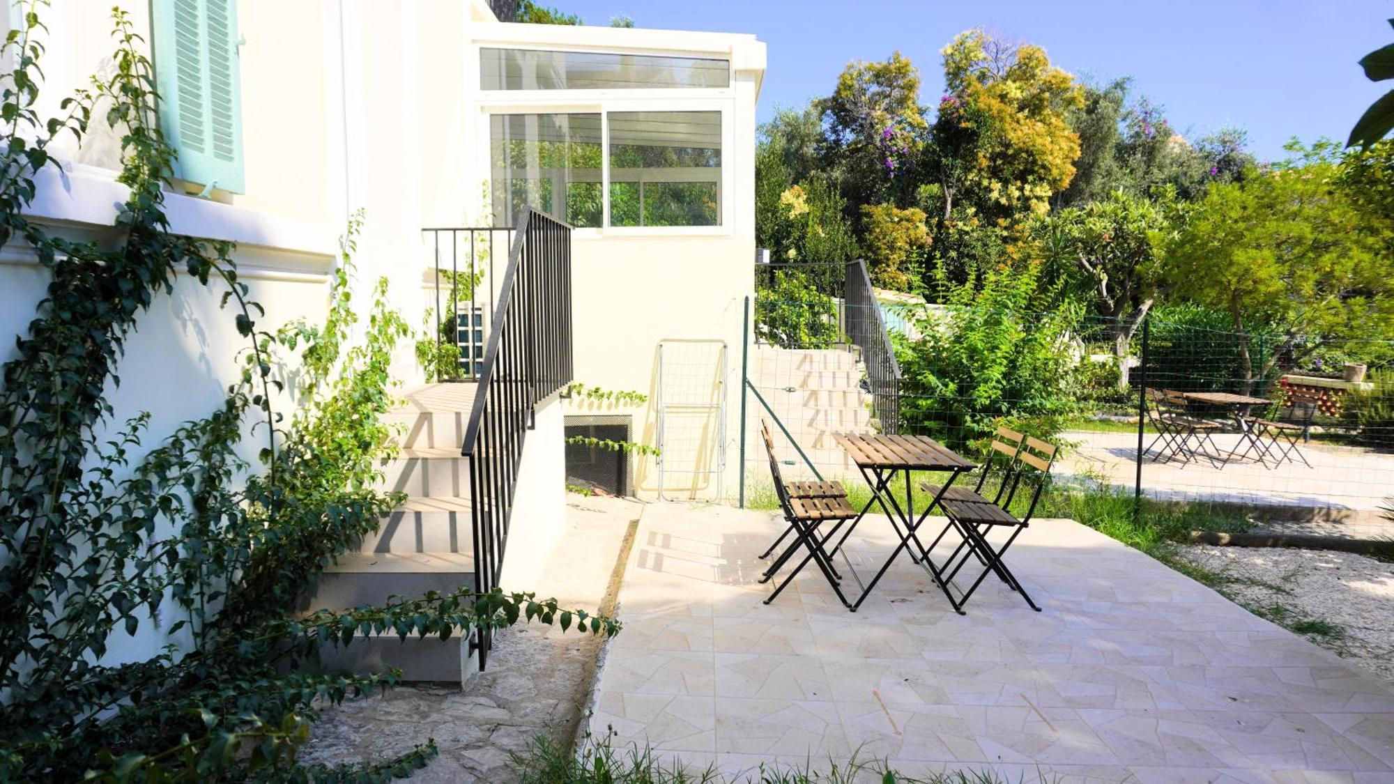 Appartement Appartement Avec Terrasse,T2, Proche Plage Du Midi - Palmazur Vacances *