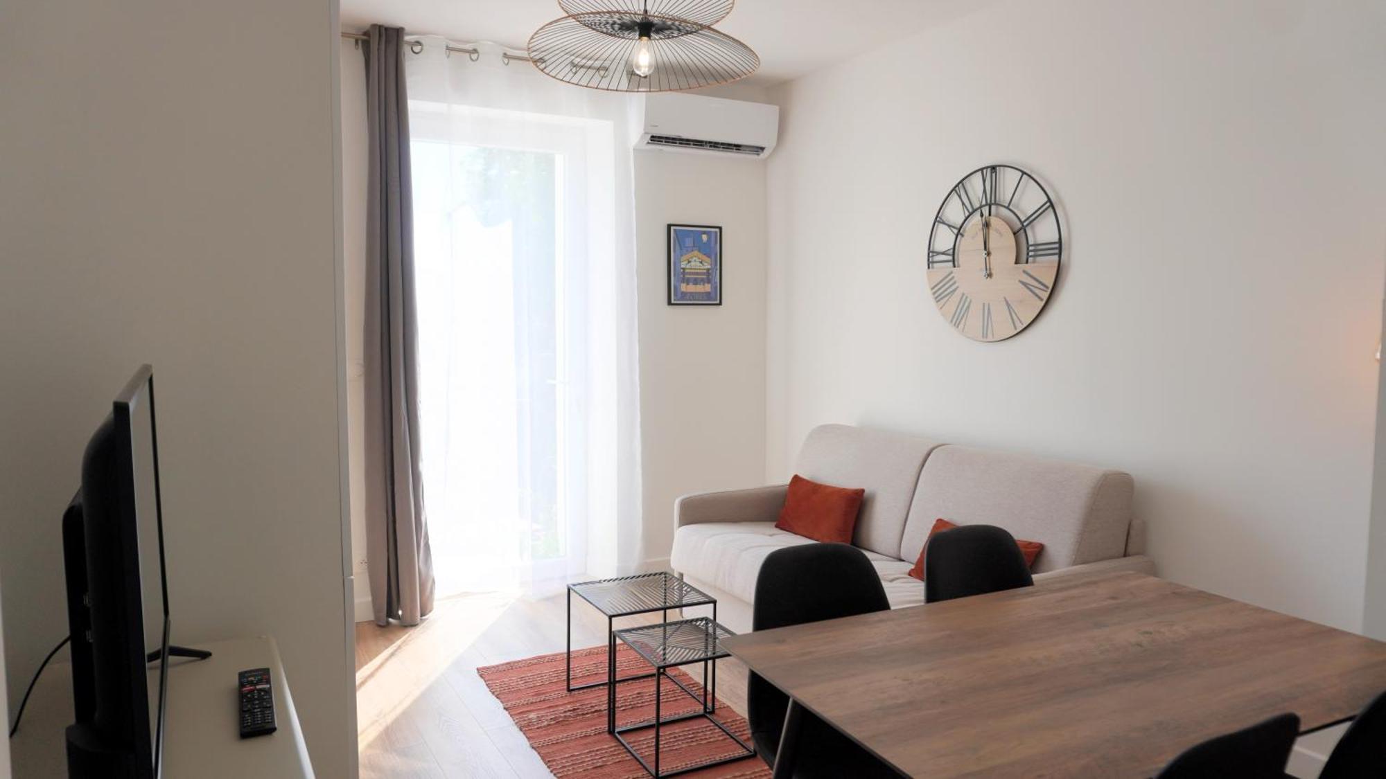 Appartement Avec Terrasse,T2, Proche Plage Du Midi - Palmazur Vacances Appartement Cannes